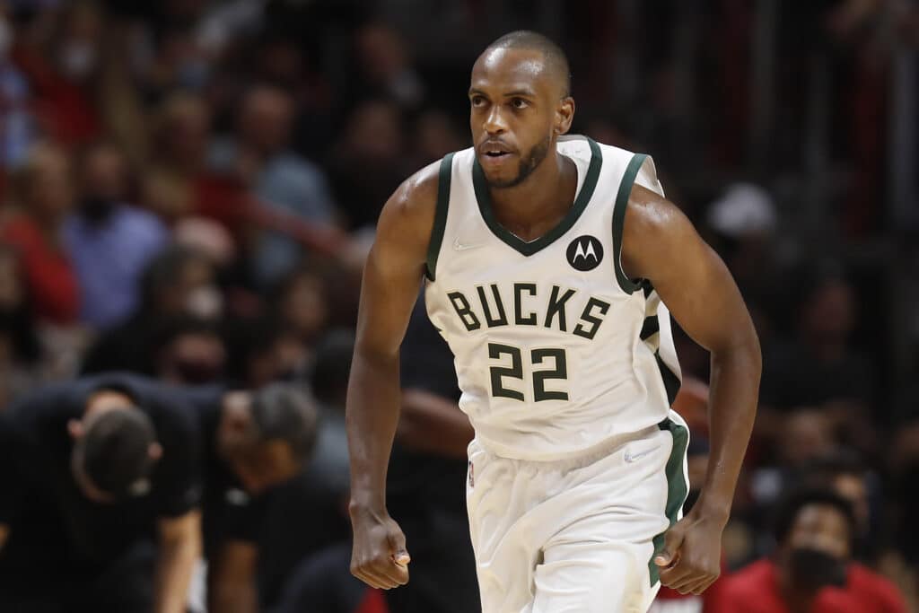 Khris Middleton #22 is done in Milwaukee after 11 years with the Bucks
