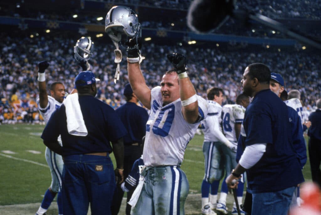 Bill Bates #40 of the Dallas Cowboys