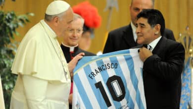 Pope Francis meets Diego Maradona during an audience with the players of the 'Partita Interreligiosa