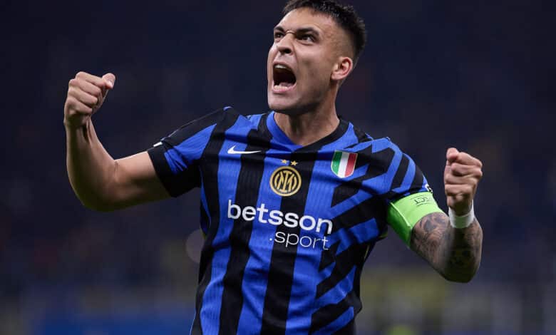 Lautaro Martinez of FC Internazionale celebrates winning the match against FC Barcelona during the UEFA Champions League 2024/25 Semi Final Second Leg match between FC Internazionale Milano and FC Barcelona at Giuseppe Meazza Stadium on May 06, 2025 in Milan, Italy.
