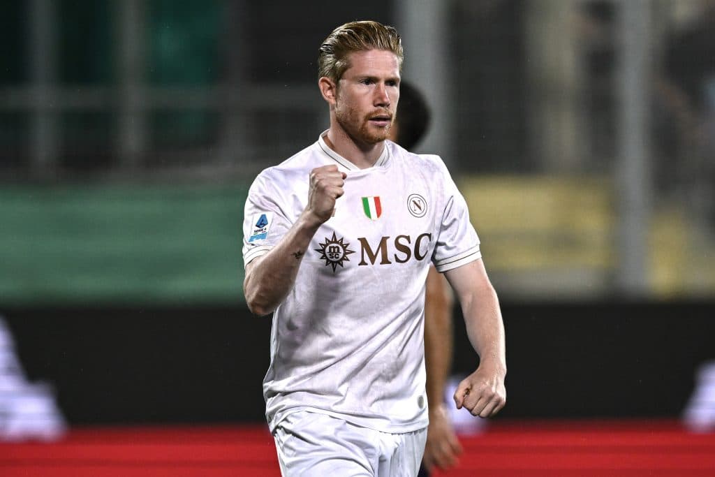 FLORENCE, ITALY - SEPTEMBER 13: Kevin de Bruyne of Napoli celebrates his goal during the Serie A match between ACF Fiorentina and SSC Napoli at Artemio Franchi on September 13, 2025 in Florence, Italy. 