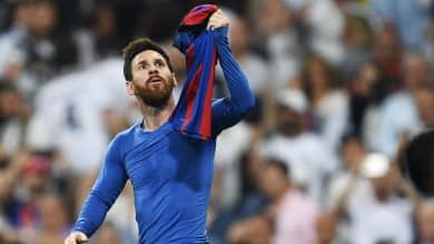 MADRID, SPAIN - APRIL 23: Lionel Messi of Barcelona celebrates as he scores their third goal during the La Liga match between Real Madrid CF and FC Barcelona at Estadio Bernabeu on April 23, 2017 in Madrid, Spain.