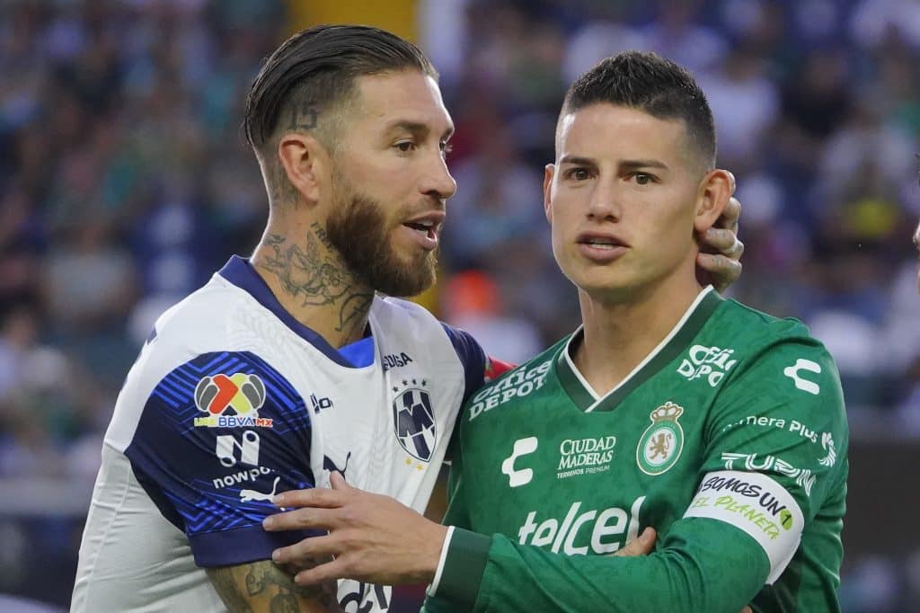 LEON, MEXICO - APRIL 20: Sergio Ramos (L) of Monterrey and James Rodriguez (R) of Leon hug during the 17th round match between Leon and Monterrey as part of the Torneo Clausura 2025 Liga MX at Leon Stadium on April 20, 2025 in Leon, Mexico. 