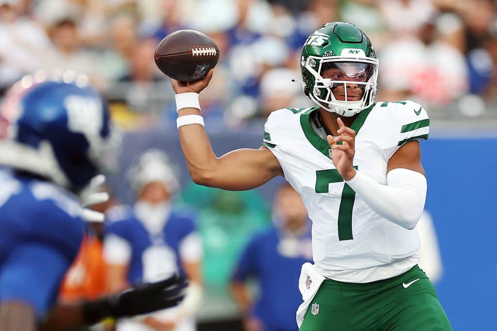 Justin Fields #7 of the New York Jets