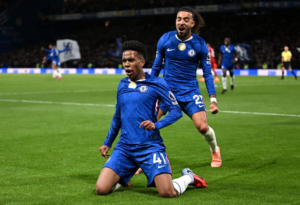 LONDON, ENGLAND - OCTOBER 04: Estevao of Chelsea celebrates scoring his team's second goal during the Premier League match between Chelsea and Liverpool at Stamford Bridge on October 04, 2025 in London, England.