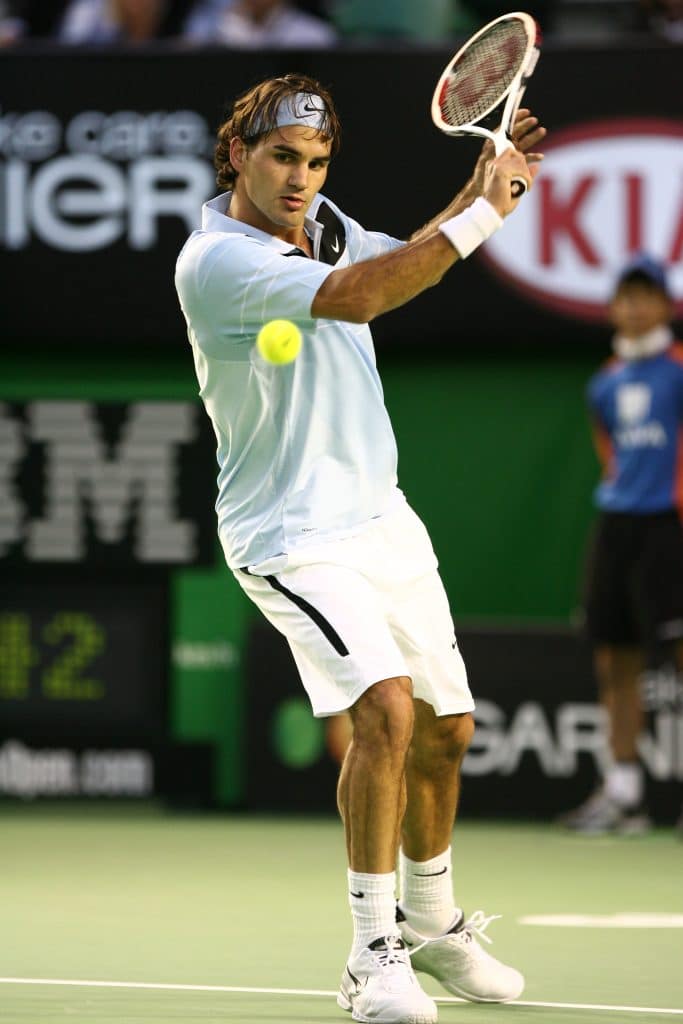 (AUSTRALIA OUT) Australian Open 2007. Switzerland's Roger Federer in action during his quarter final win over Spain's Tommy Robredo during the Men's Singles at the 2007 Australian Open tennis tournament at Melbourne Park, 23 January 2007. THE AGE SPORT Picture by VINCE CALIGIURI 