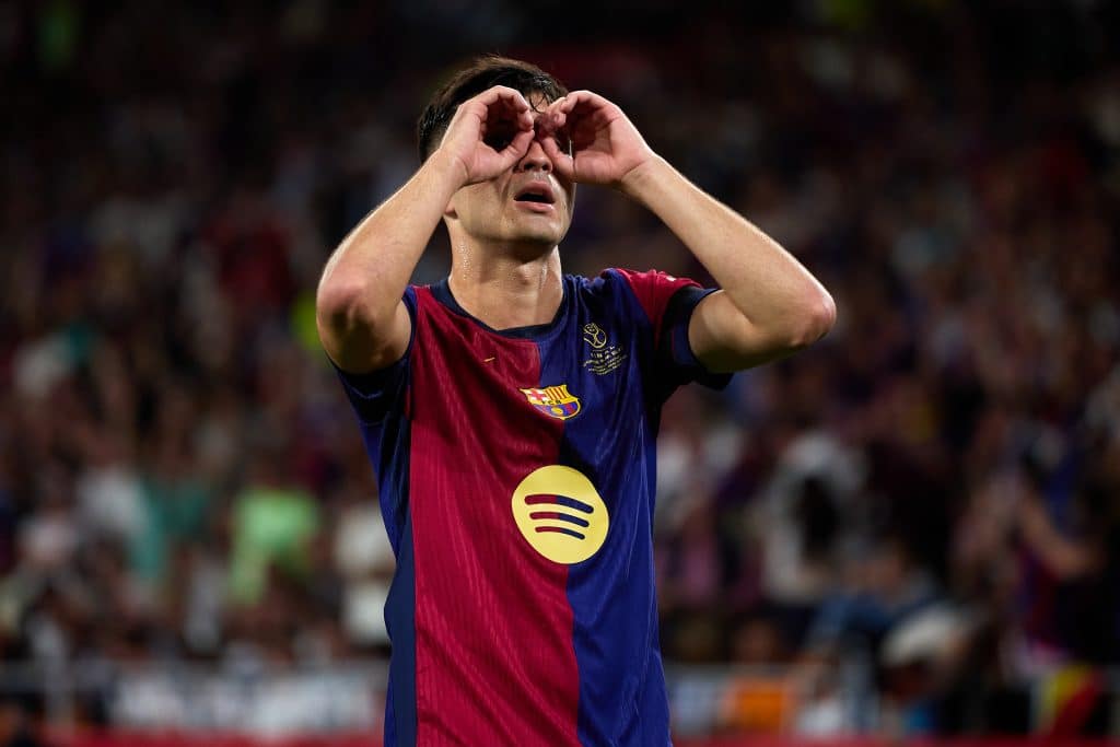 SEVILLE, SPAIN - APRIL 26: Pedro Gonzalez 'Pedri' of FC Barcelona celebrates after scoring their side's first goal during the Copa Del Rey Final match between FC Barcelona and Real Madrid at Estadio de La Cartuja on April 26, 2025 in Seville, Spain. 