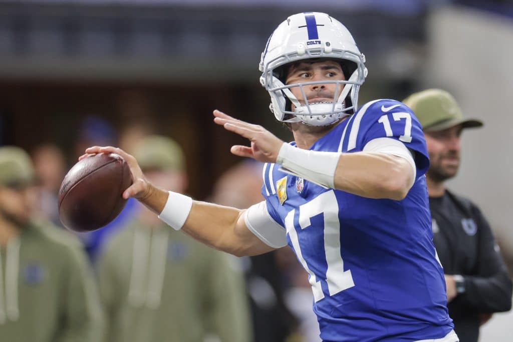 INDIANAPOLIS, INDIANA - OCTOBER 26: Daniel Jones #17 of the Indianapolis Colts warms up before the NFL 2025 game between Tennessee Titans and Indianapolis Colts at Lucas Oil Stadium on October 26, 2025 in Indianapolis, Indiana. 