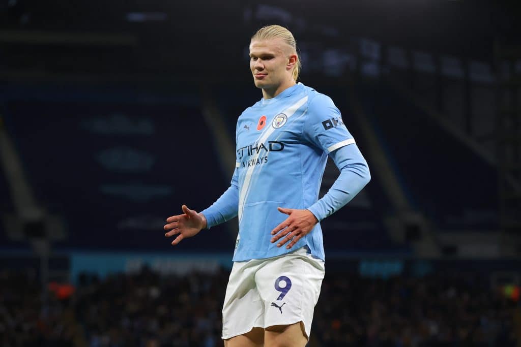 MANCHESTER, ENGLAND - NOVEMBER 02: Erling Haaland of Manchester City celebrates after scoring their first goal during the Premier League match between Manchester City and Bournemouth at Etihad Stadium on November 02, 2025 in Manchester, England. 