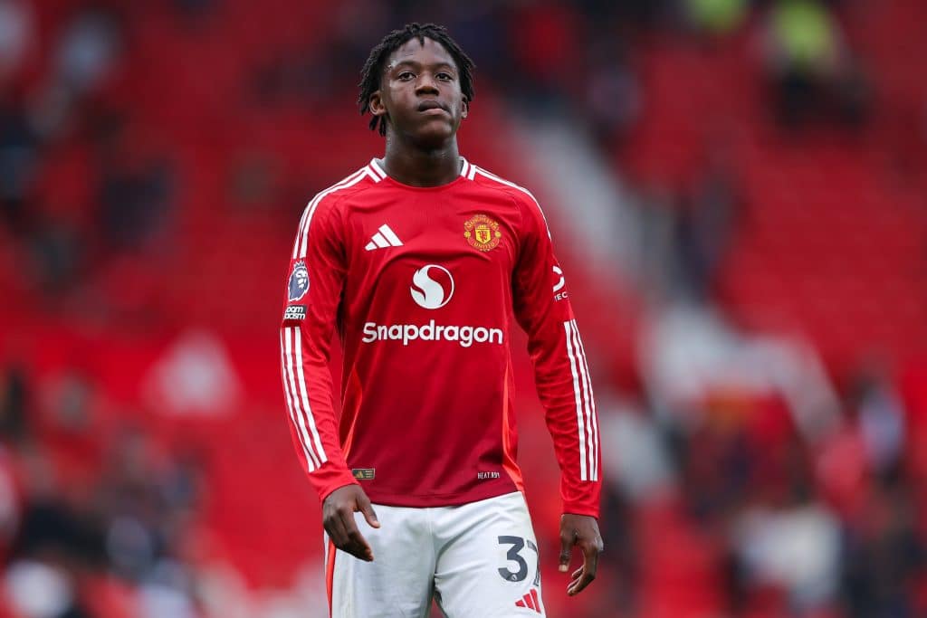 MANCHESTER, ENGLAND - SEPTEMBER 01: Kobbie Mainoo of Manchester United during the Premier League match between Manchester United FC and Liverpool FC at Old Trafford on September 01, 2024 in Manchester, England. 