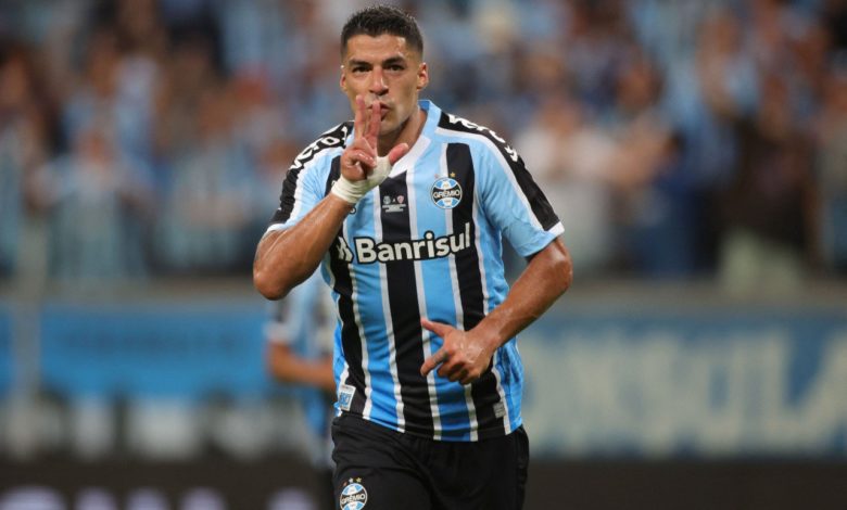 Suárez joga: veja escalação do Grêmio no jogo contra o São Luiz