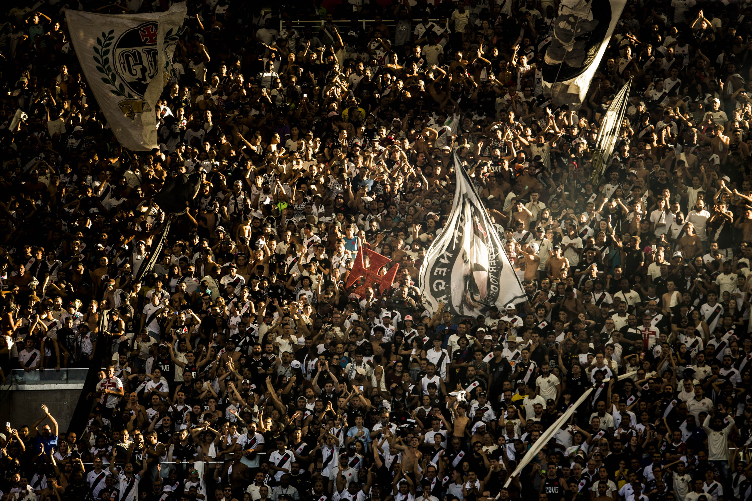 Justiça impede Vasco de jogar contra o Atlético-MG no Maracanã