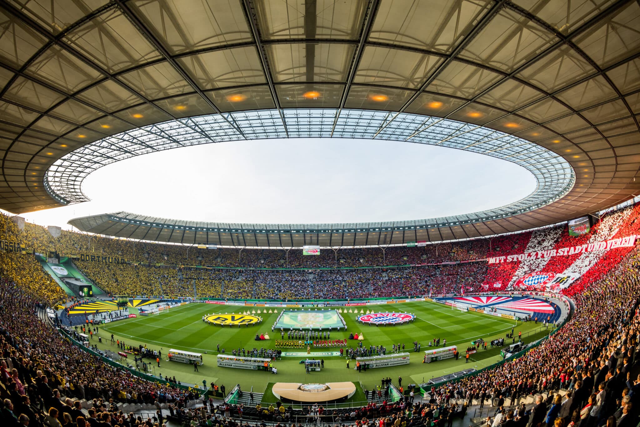 Bayern e Borussia fazem “final” em Bundesliga emocionante como não se via  há tempos, futebol alemão