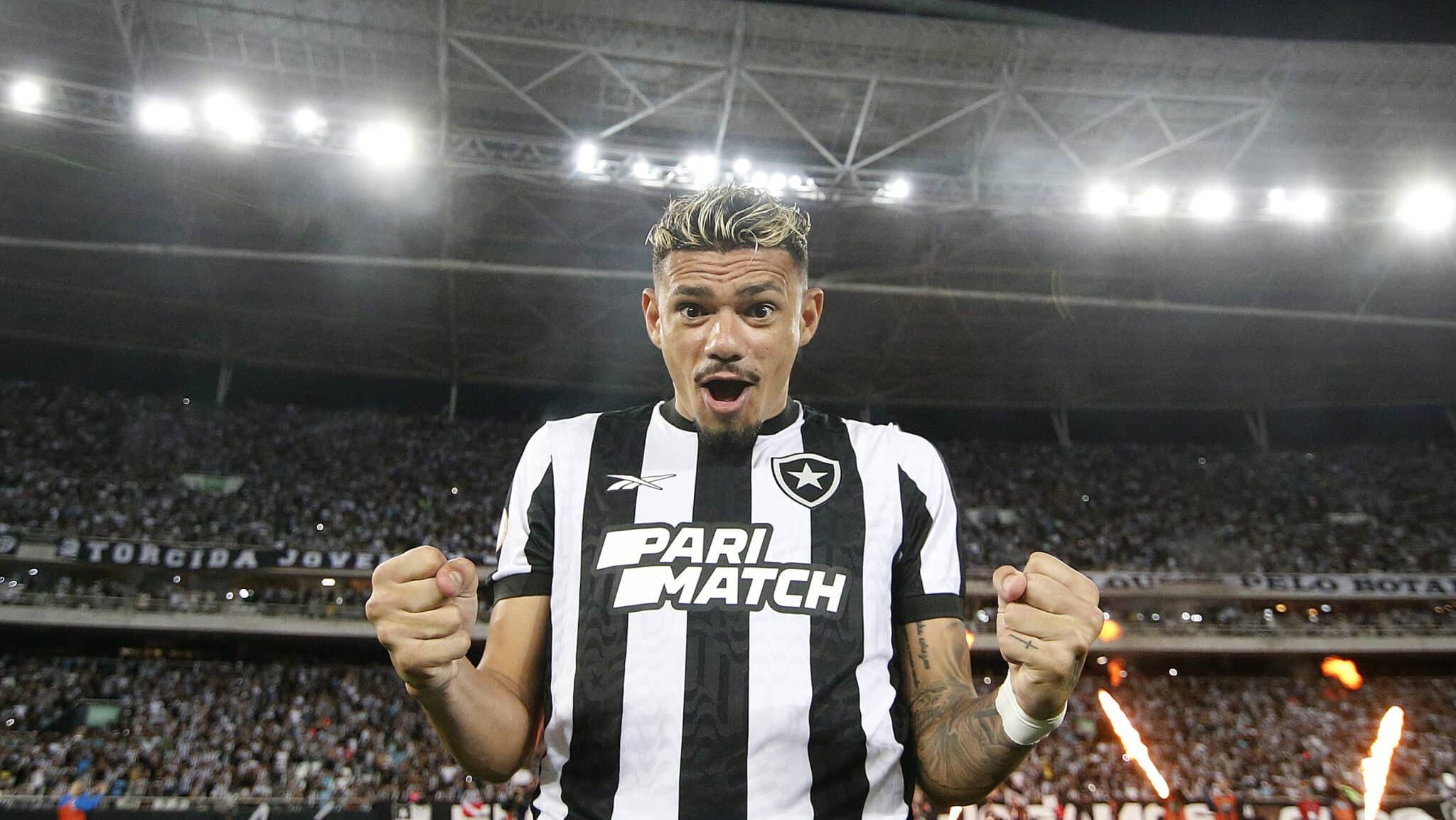 tiquinho soares botafogo