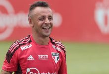 Rafinha defendeu o São Paulo entre 2022 e 2024 - Rubens Chiri/SPFC