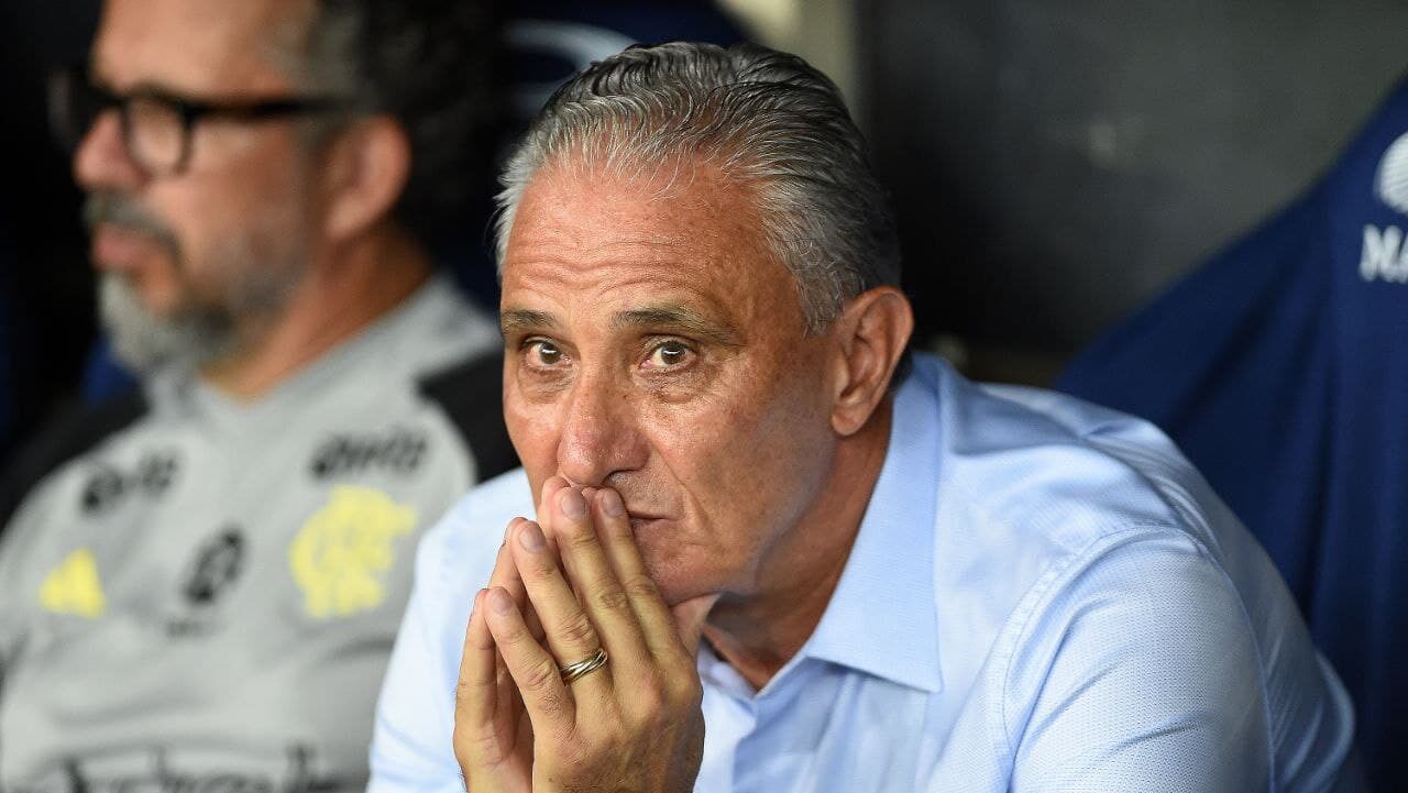 Tite durante jogo do Flamengo
