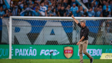 Renato Gaúcho comemora vitória do Grêmio
