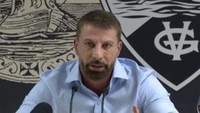 Pedrinho em coletiva do Vasco