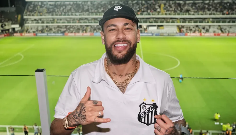 Neymar em jogo do Santos na Vila Belmiro
