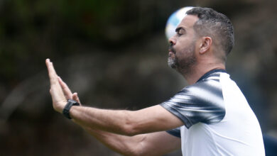 Artur Jorge no treino do Botafogo