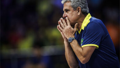 José Roberto Guimarães, treinador da seleção de vôlei feminina convoca lista para Liga das Nações