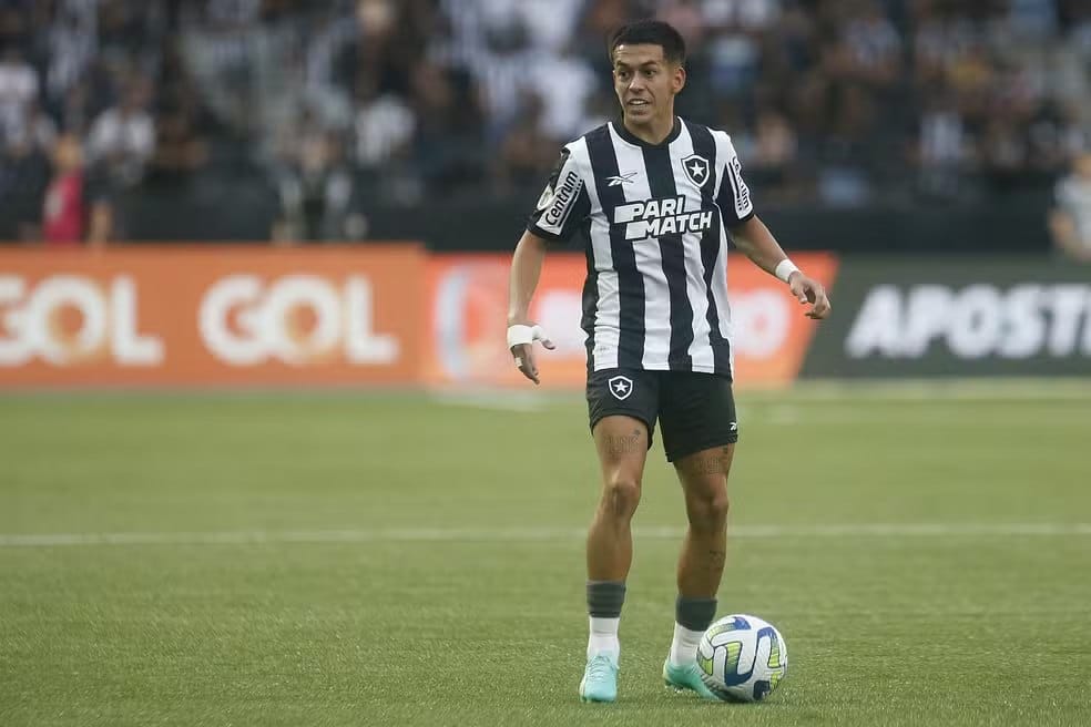 Segovinha em jogo pelo Botafogo
