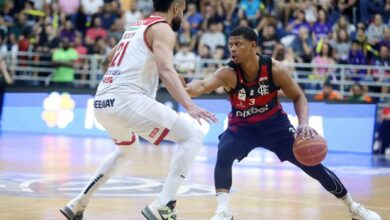 Franca e Flamengo pela final do NBB