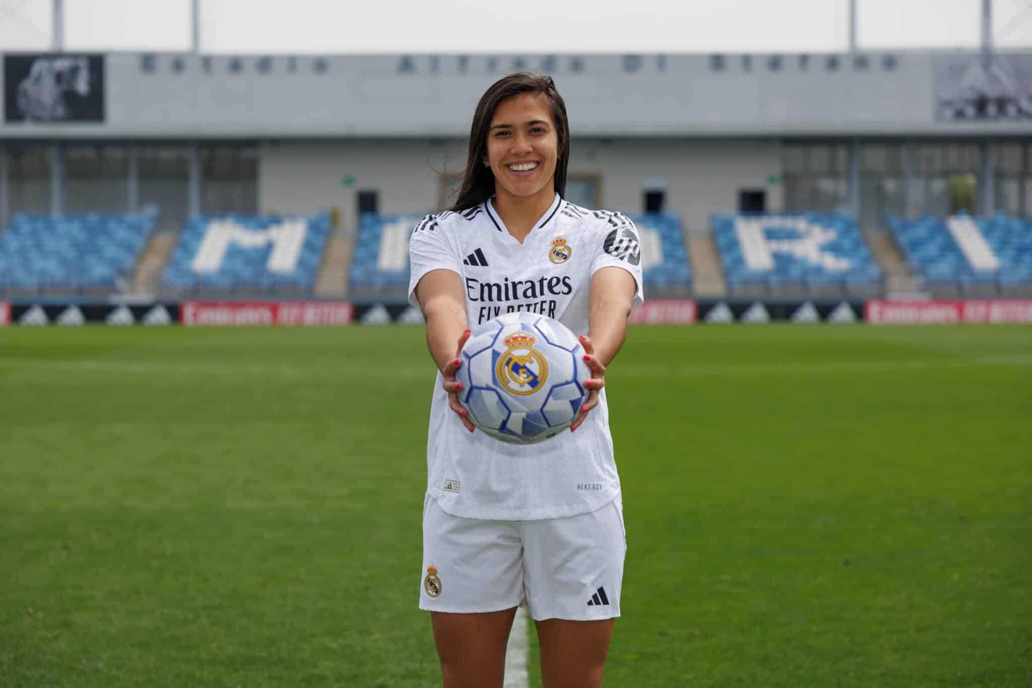 Antonia Silva anunciada pelo Real Madrid