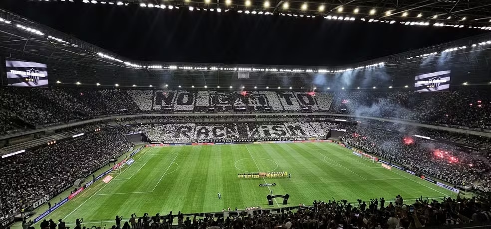 Mosaico Atlético-MG contra o San Lorenzo