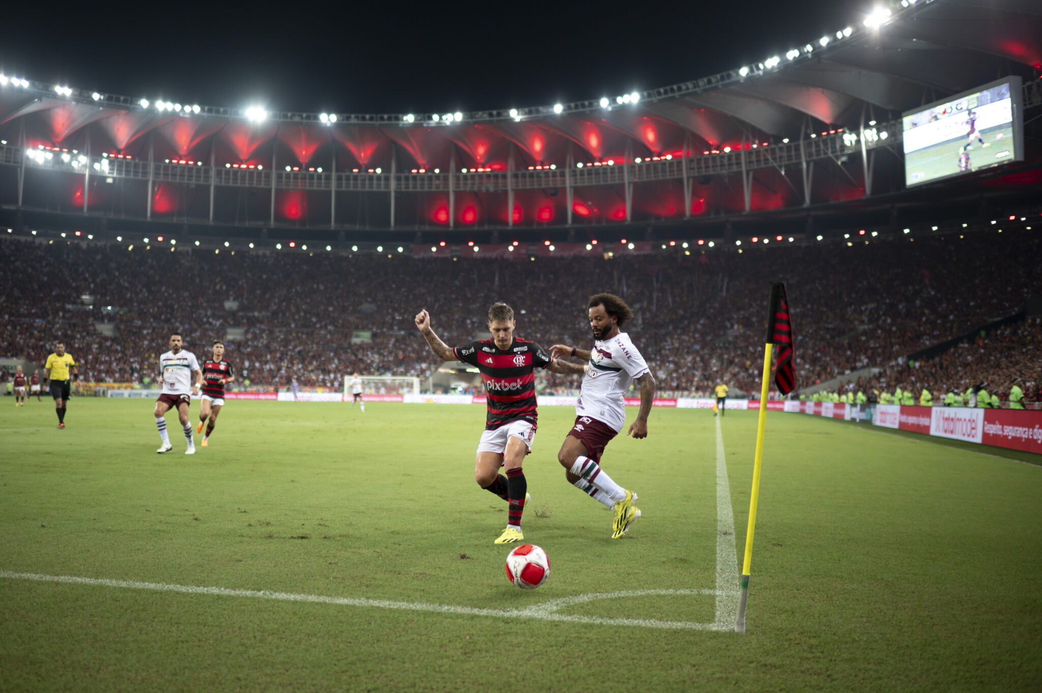 Marcelo em ação por Flamengo x Fluminense