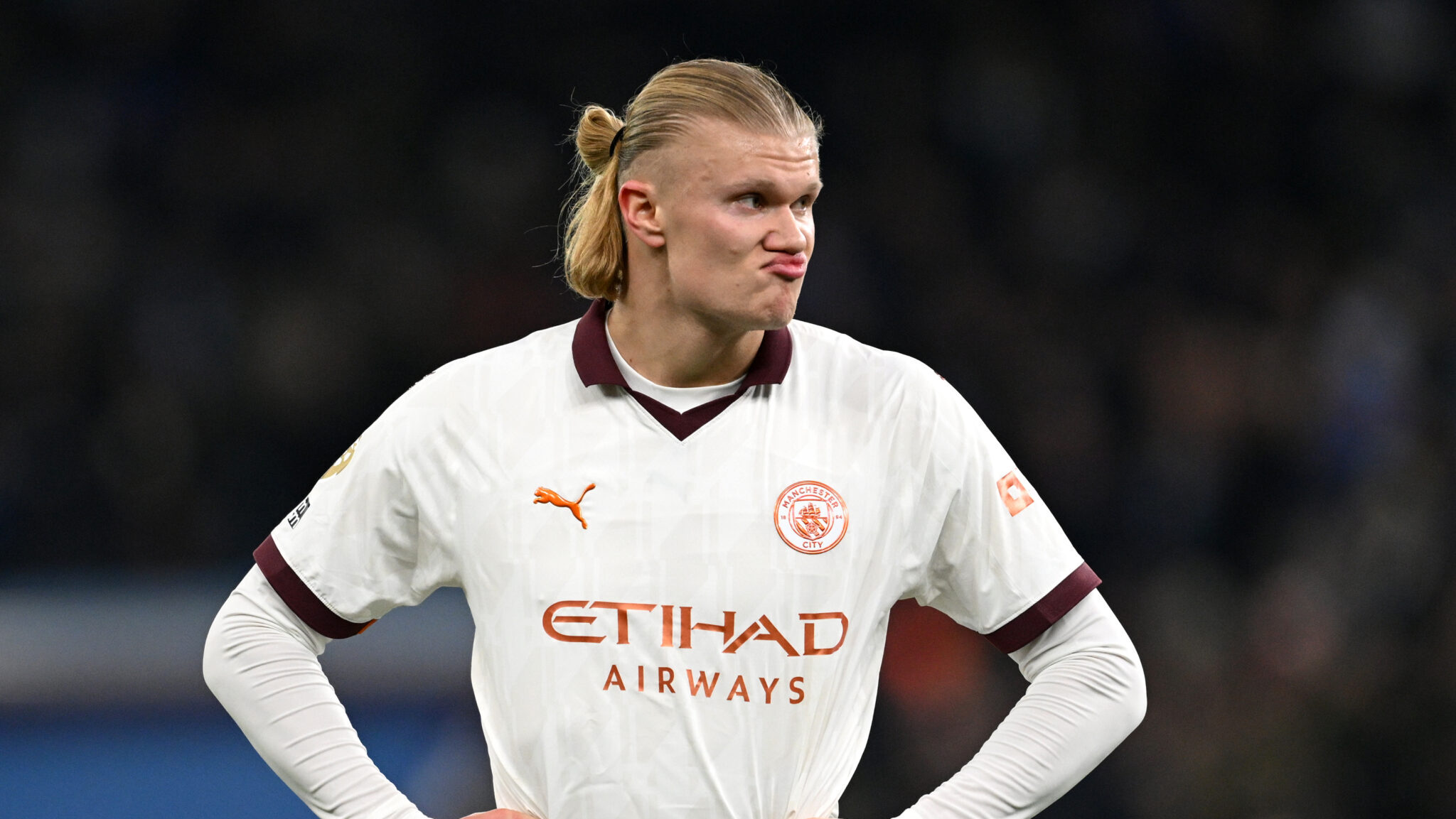 Erling Haaland, atacante do Manchester City, faz careta