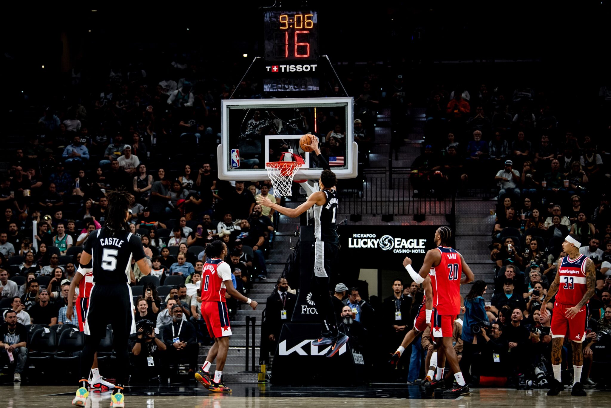 Victor Wembanyama em jogo do Spurs pela NBA