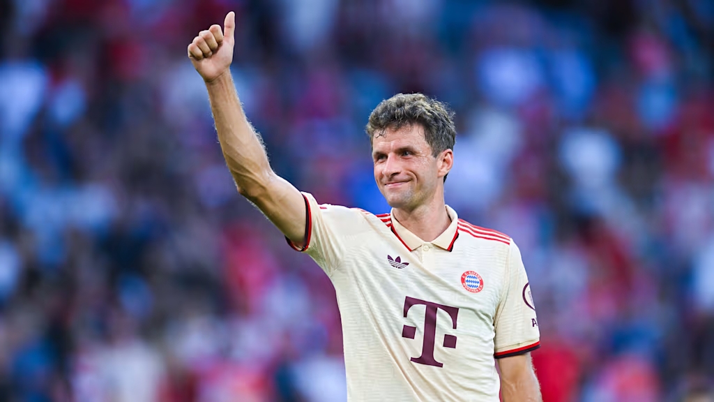 Thomas Muller do Bayern de Munique que briga pelo Campeonato Alemão