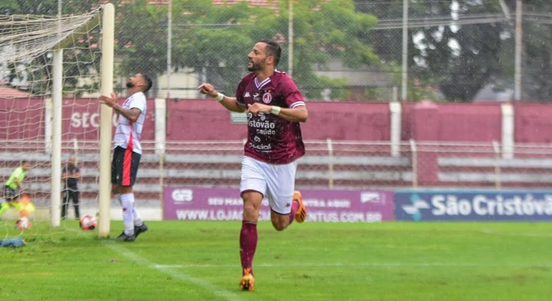 Anderson Magrão comemora sequência com gols e projeta campanha do Juventus