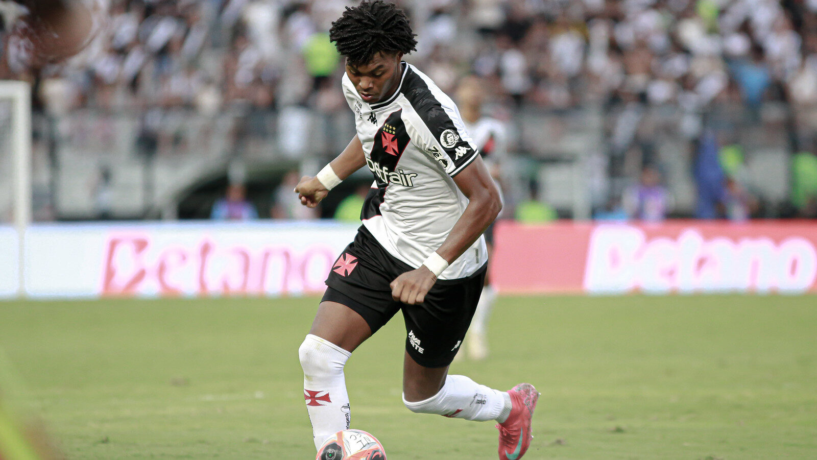 GB, atacante do Vasco