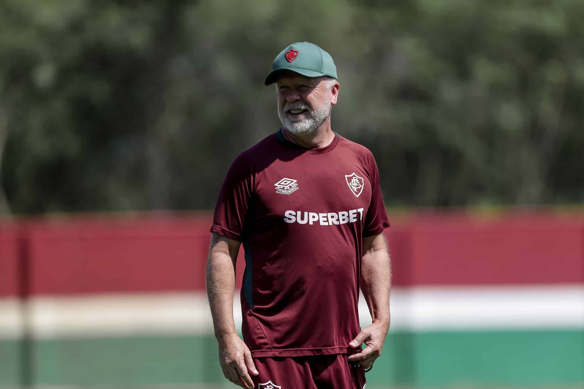 Ex-Flu, Mano Menezes é o novo técnico do Grêmio