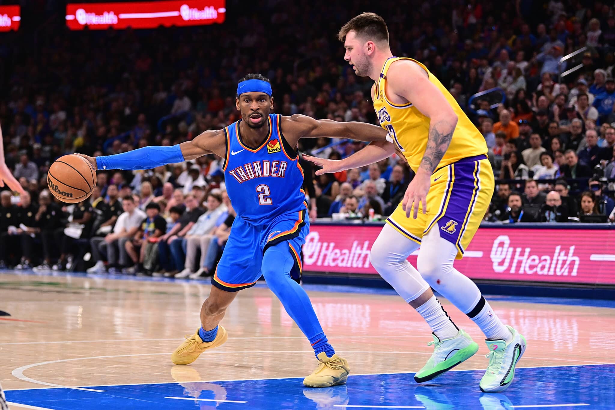 Shai Gilgeous-Alexander pelo OKC Thunder contra o Los Angeles Lakers