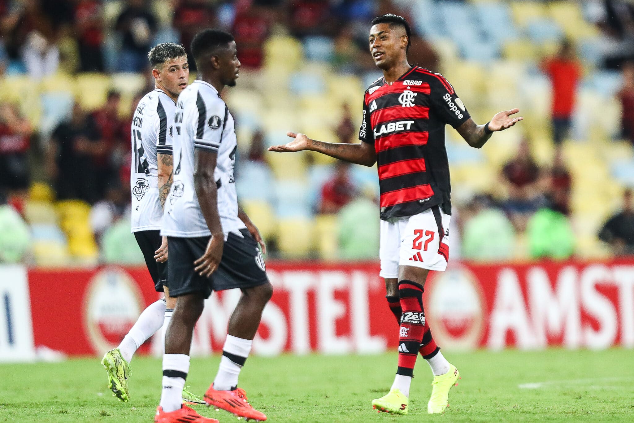 Flamengo x Central Córdoba, no Maracanã