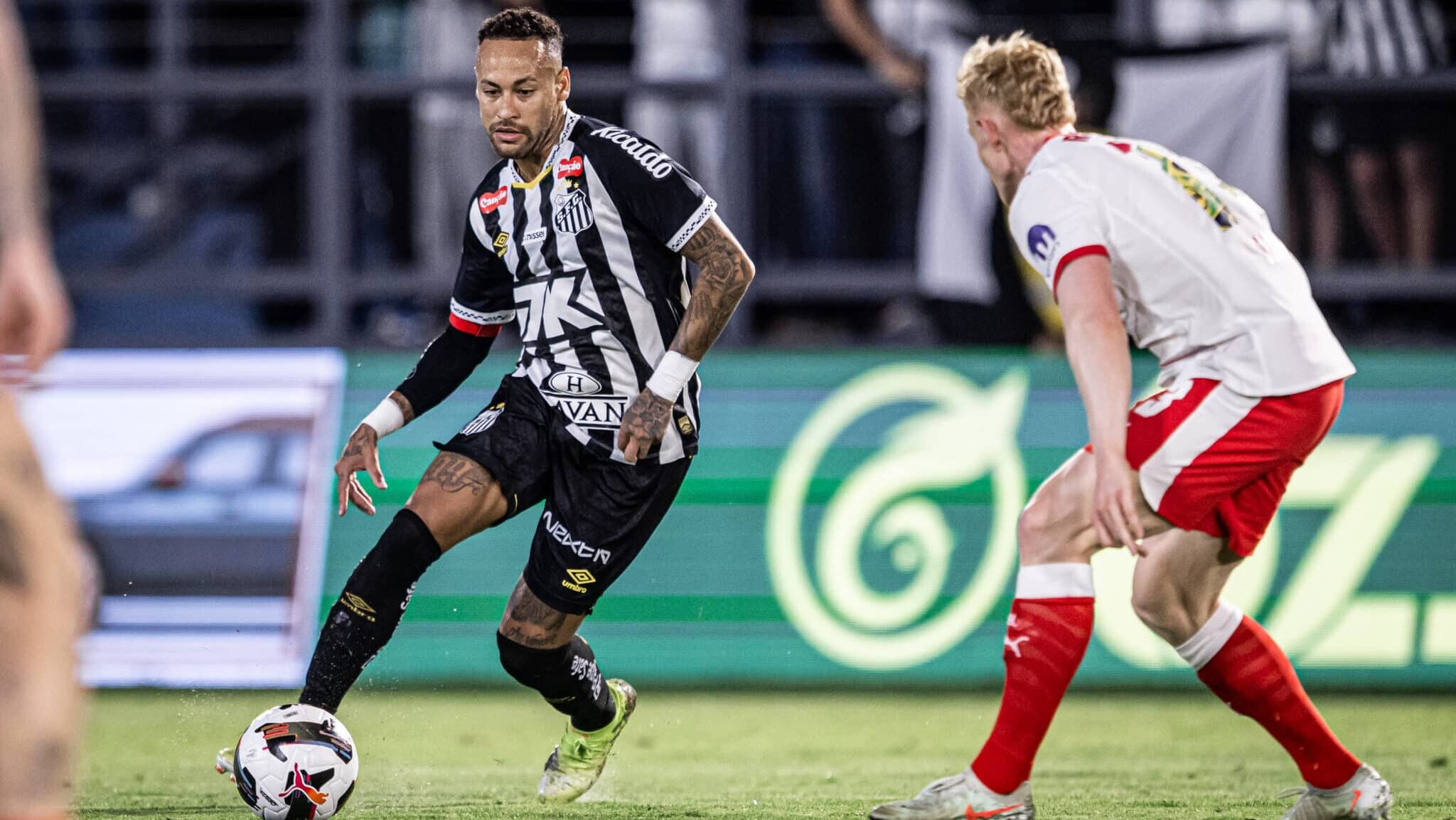 Neymar contra o RB Leipzig