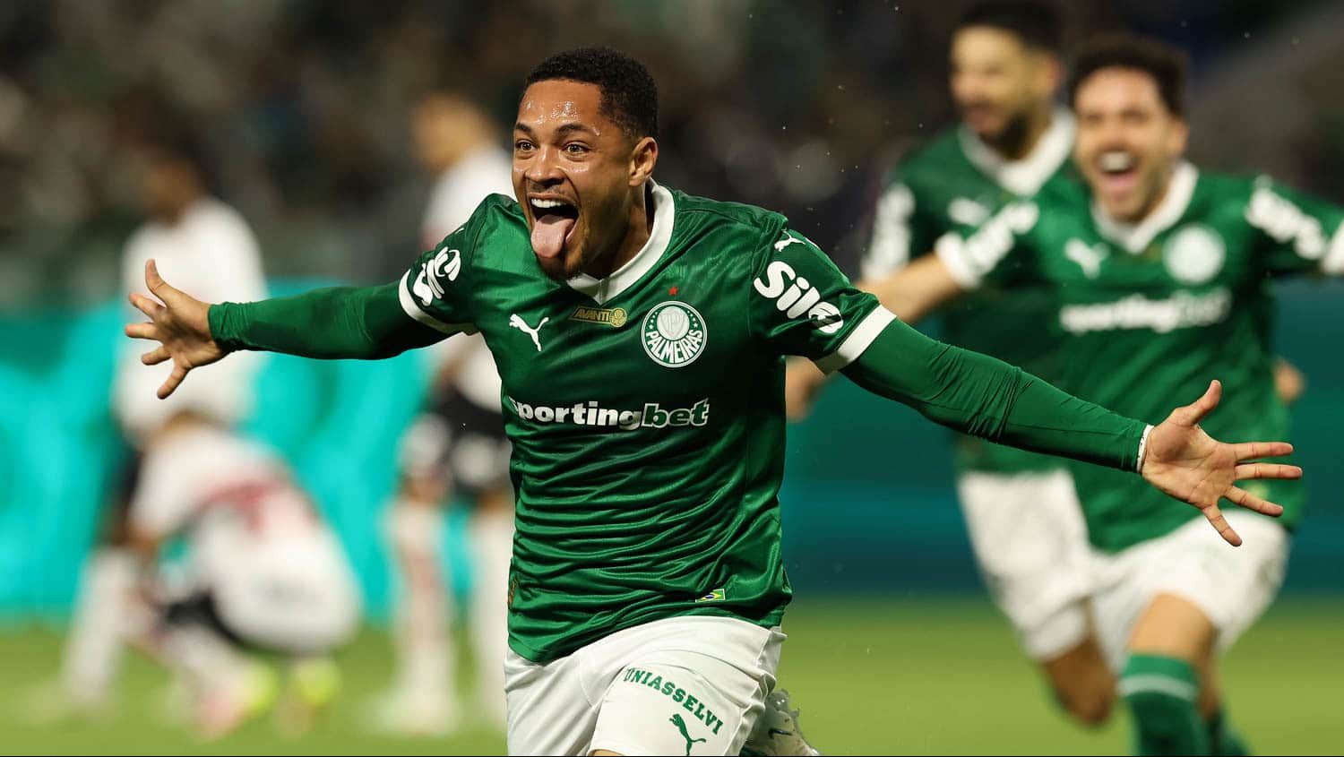 Vitor Roque em ação pelo Palmeiras - Brasileirão