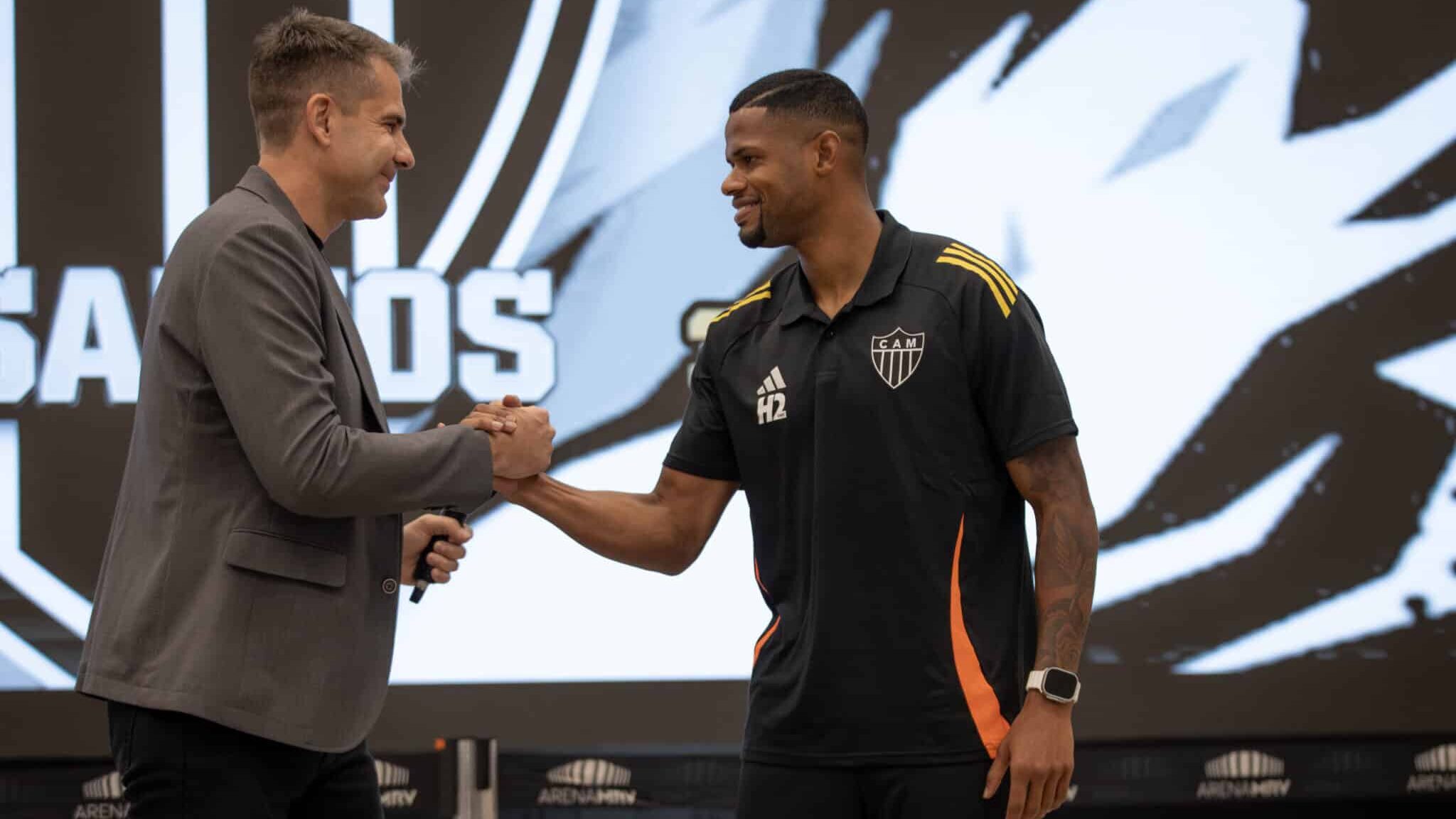 Apresentação de Júnior Santos no Atlético