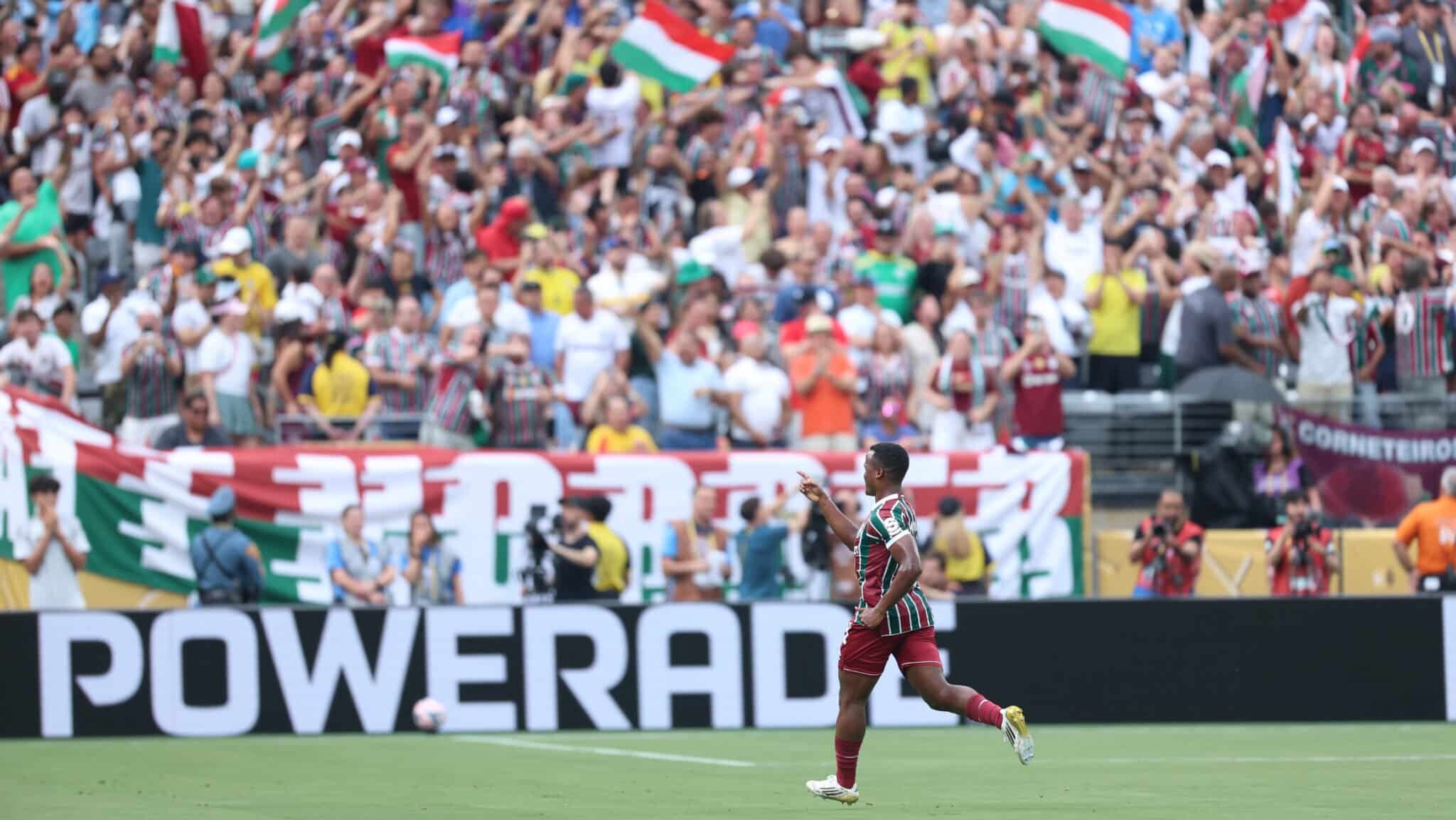 Arias comemora seu gol