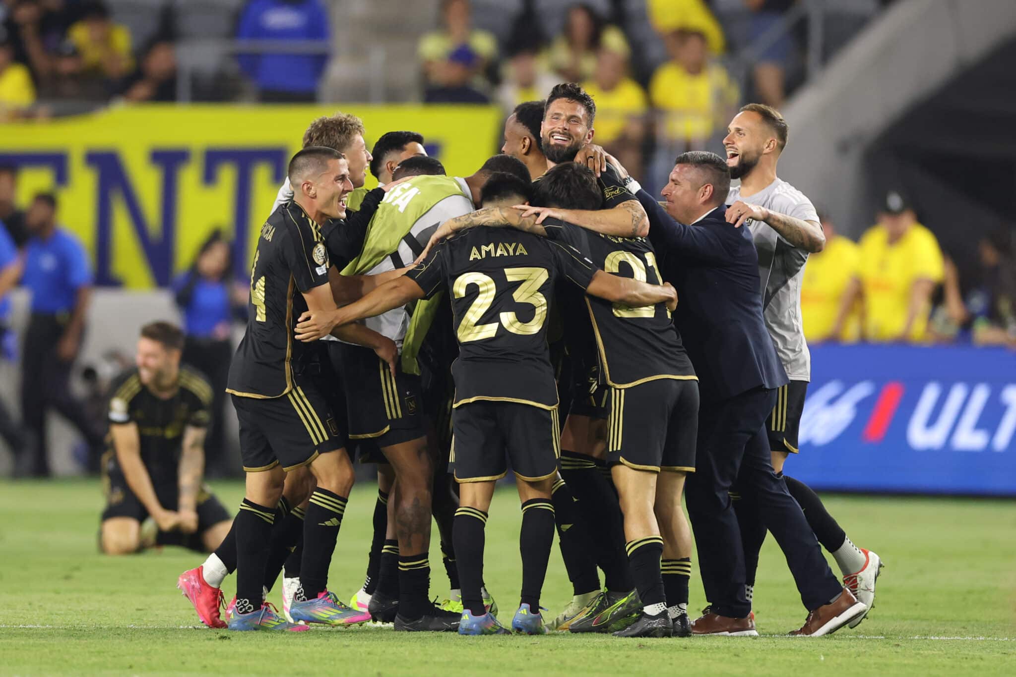 Jogadores do Los Angeles FC comemoram a classificação