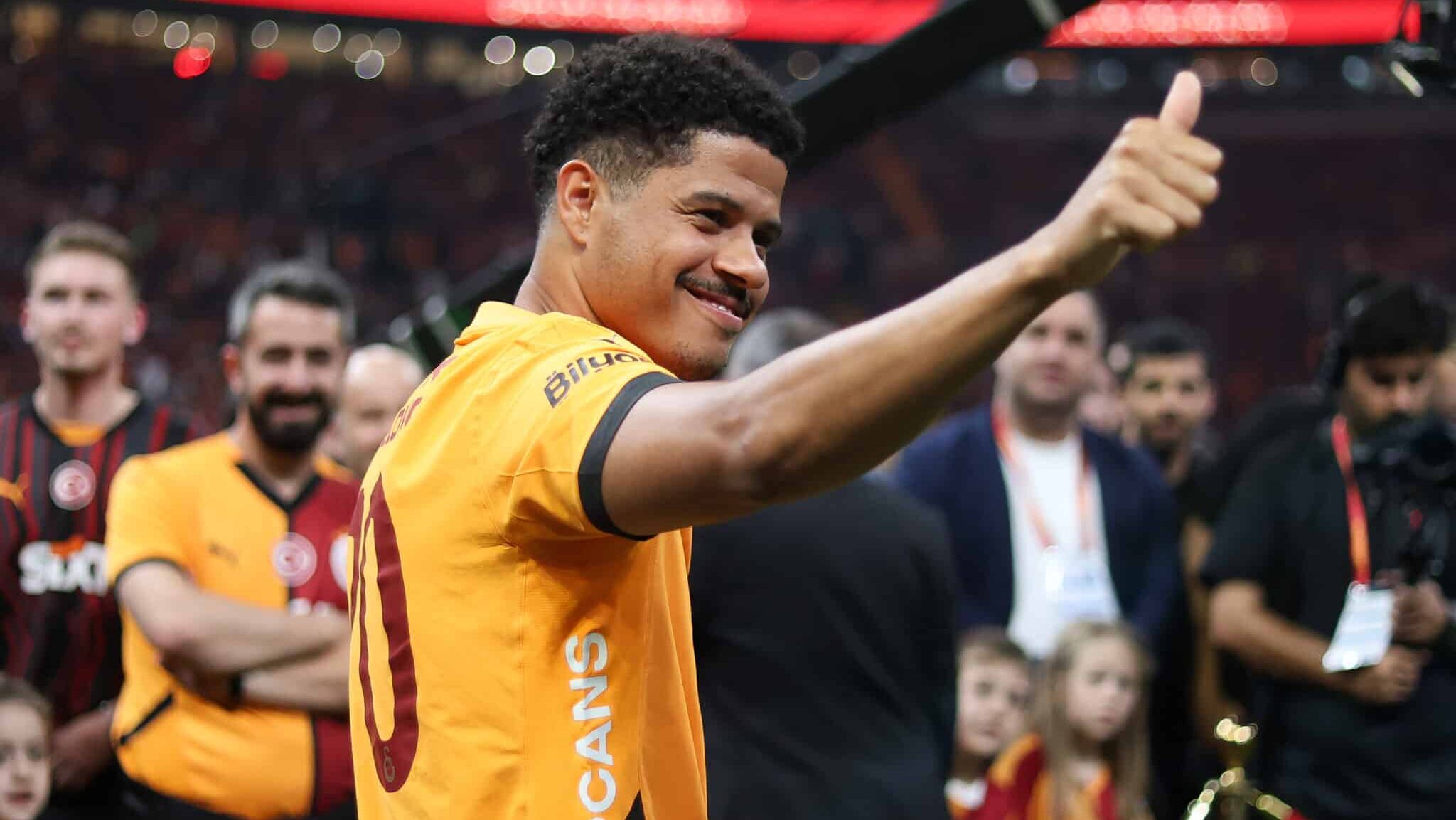 Gabriel Sara foi um dos grandes nomes do Galatasaray na última temporada - Ahmad Mora/Getty Images