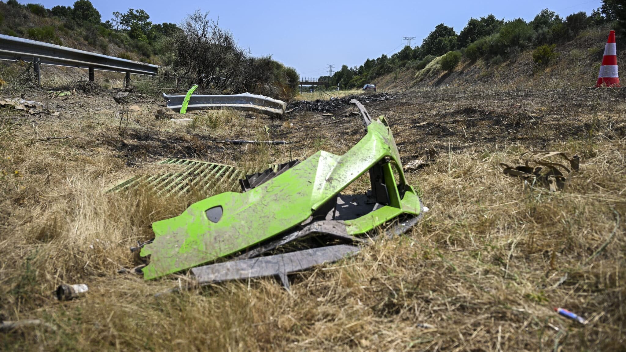 Carro de Diogo Jota destruído