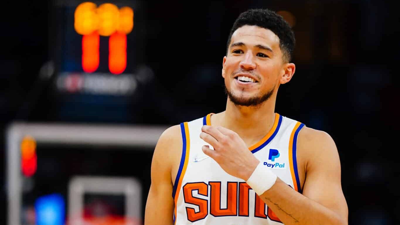 Devin Booker terá o maior salário anual da NBA - Alex Bierens de Haan/Getty Images