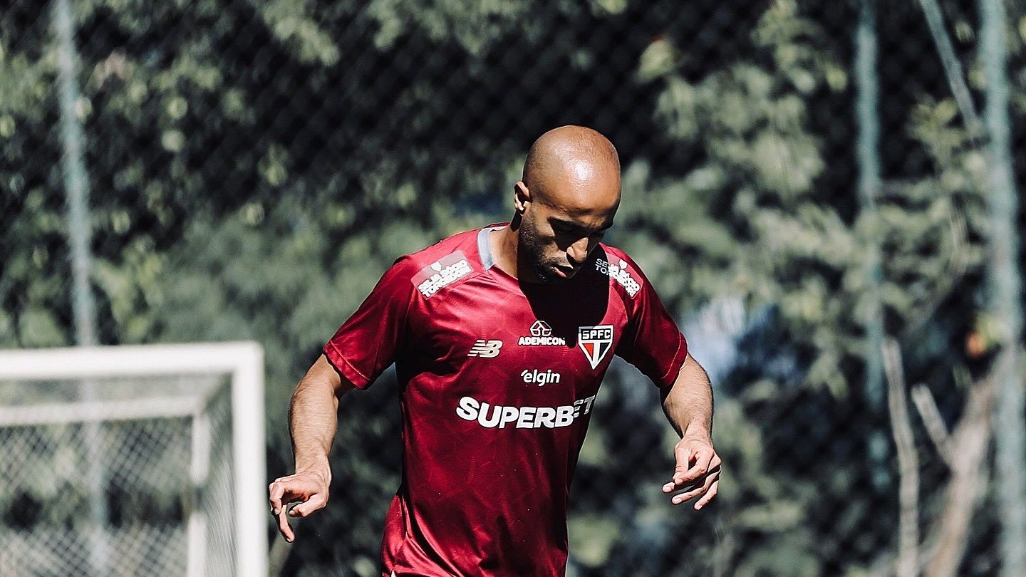 Lucas Moura pelo São Paulo