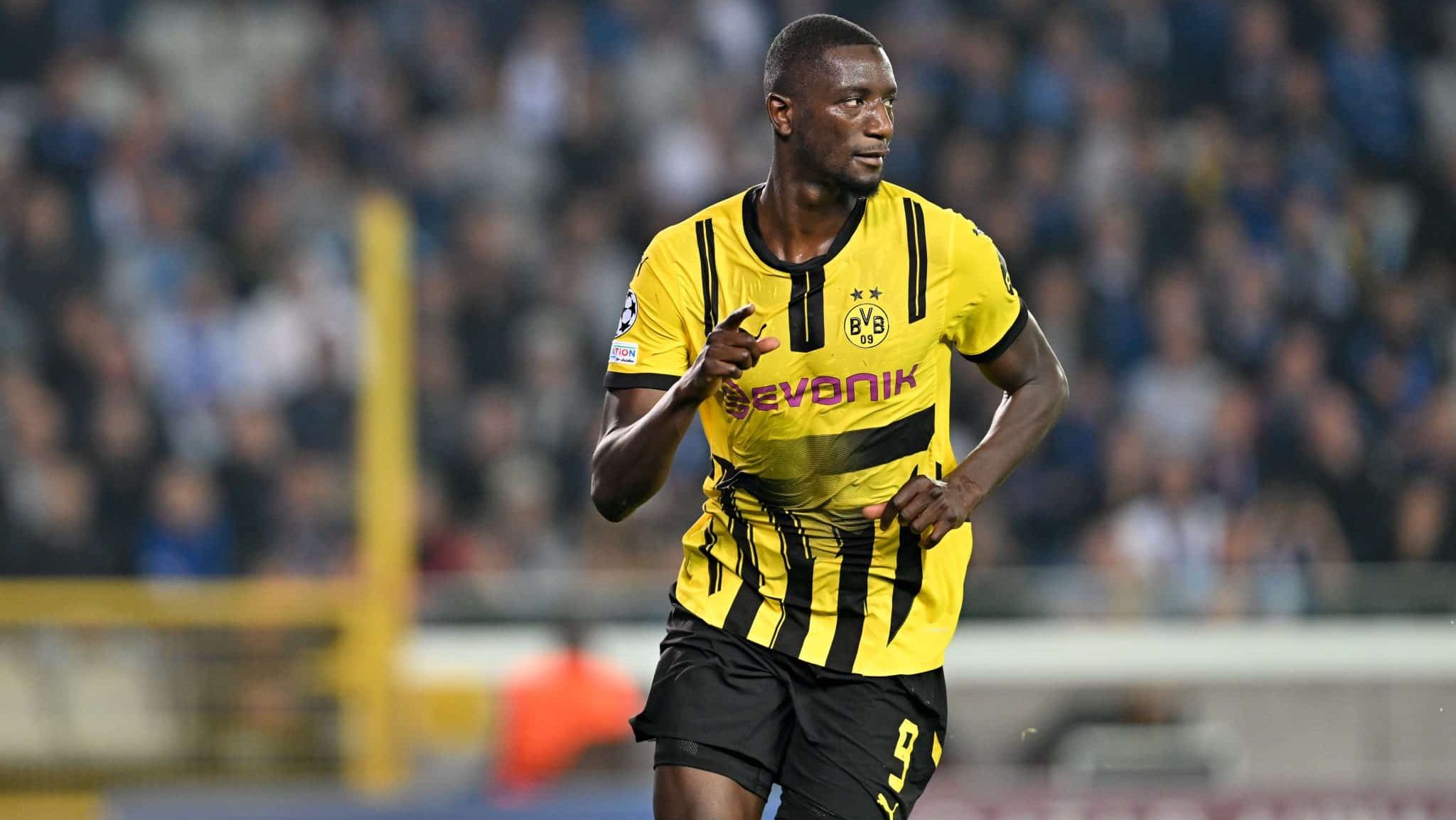 Guirassy em ação pelo Borussia Dortmund - Isosport/MB Media/Getty Images