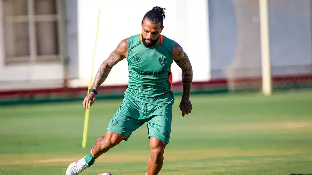 Otávio em treinamento pelo Fluminense - Marina Garcia / Fluminense FC