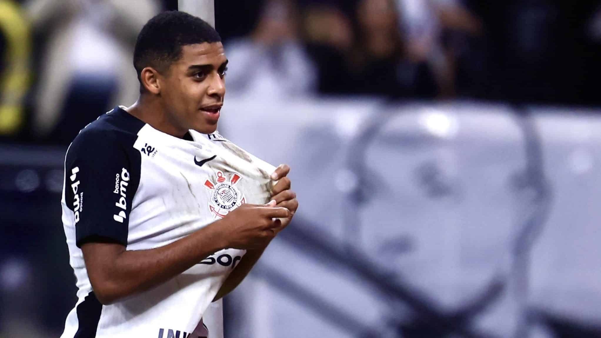 SP - SAO PAULO - 10/09/2025 - COPA DO BRASIL 2025, CORINTHIANS X ATHLETICO-PR - Gui Negao jogador do Corinthians comemora seu gol durante partida contra o Athletico-PR no estadio Arena Corinthians pelo campeonato Copa Do Brasil 2025. Foto: Marcello Zambrana/AGIF